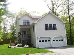 112 Bishop Hill Rd, Johnston, RI 02919