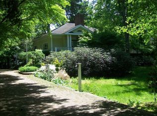 5 Winding Way, Locust Valley, NY 11560