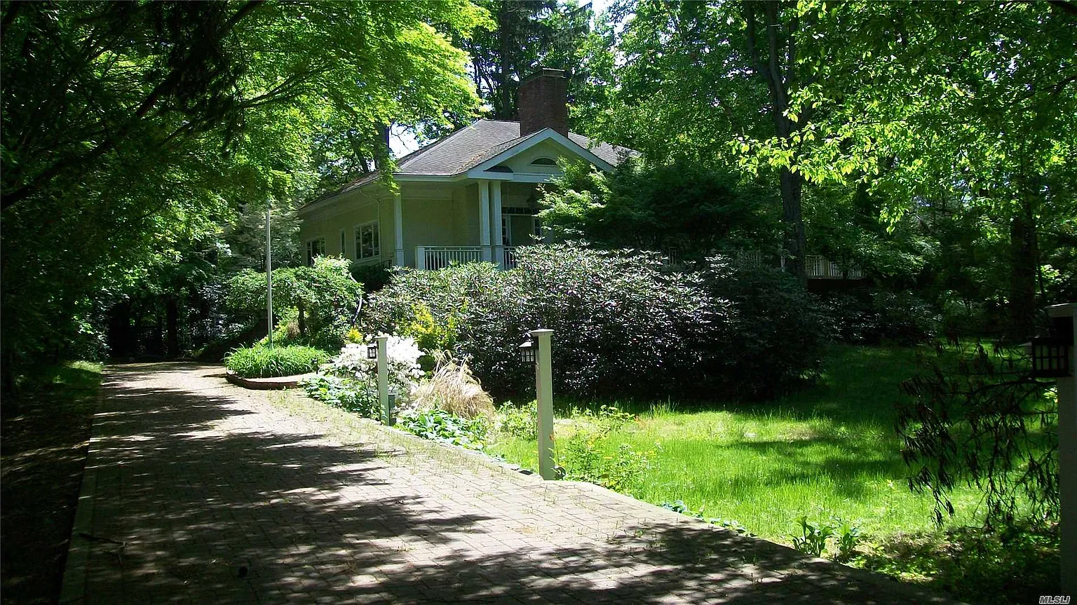 5 Winding Way photo 1