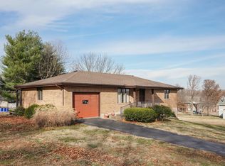 423 Jeanne Dr, Mount Vernon, MO 65712