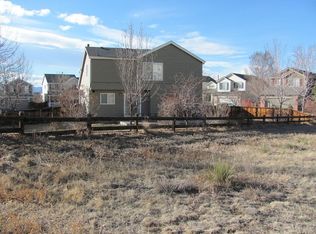 836 Riddlewood Ln, Highlands Ranch, CO 80129