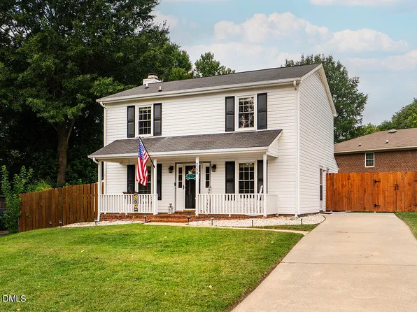 2203 Franklin Court, Burlington, NC 27215