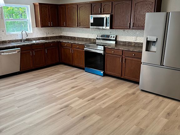 2nd image of 8402 Ligonier Dr