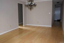 5th image of 523 Arborwood Dr