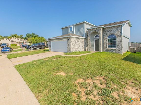2nd image of 3213 Blackburn Dr