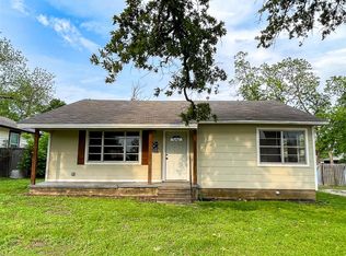 407 Bremond St, Franklin, TX 77856