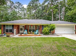 110 Quail Dr, Richmond Hill, GA 31324