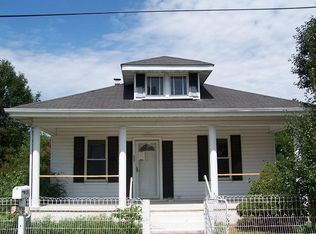 2330 Overlook Rd NE, Roanoke, VA 24012