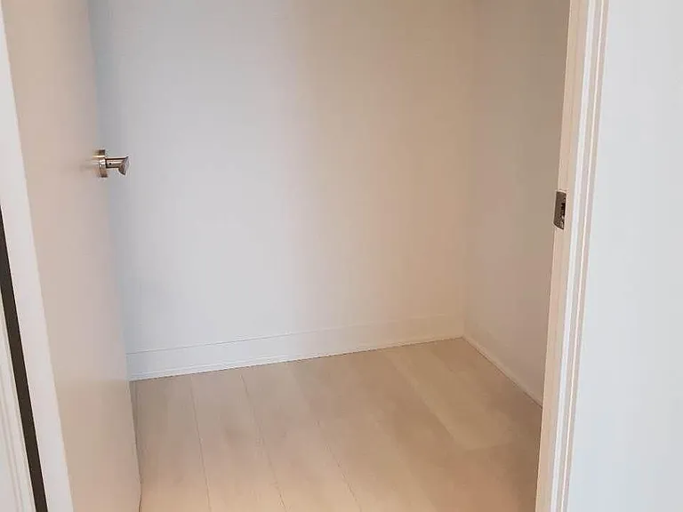 88 Harbour St #2108 — Photo 38