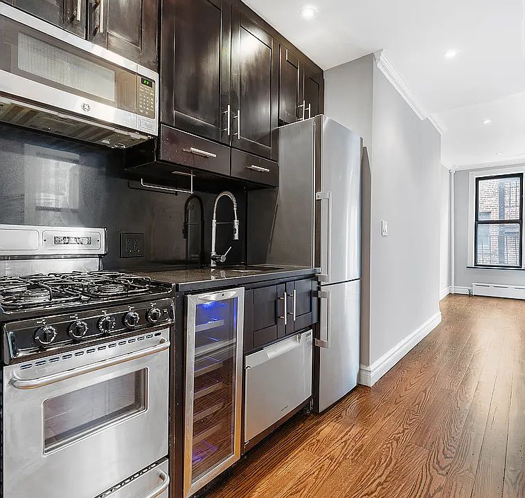 2nd image of 42 Avenue B #5E