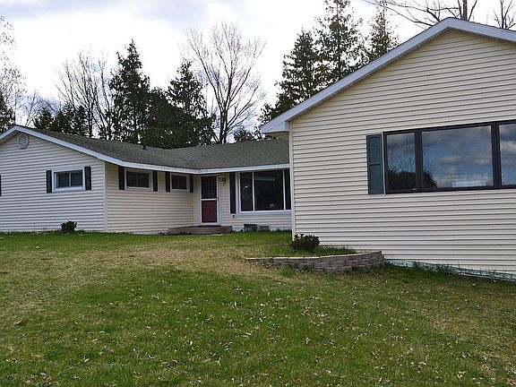 3rd image of 8167 North Dr #7