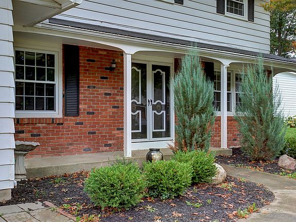 3rd image of 1351 Sanford St