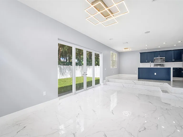 5030 SW 155th Ter — Photo 38