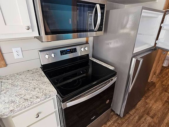 5th image of 13625 African Hill Rd #406