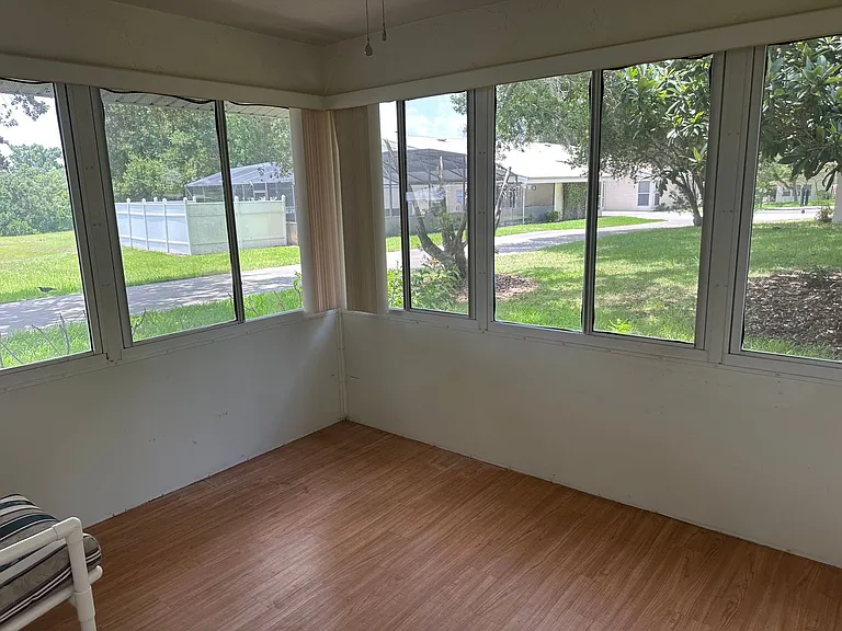 3242 W 3rd St — Photo 11