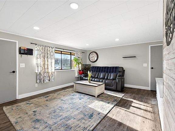 5th image of 4819 Loxley Dr
