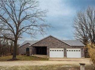 494 Fairview Church Rd, Hawk Point, MO 63349