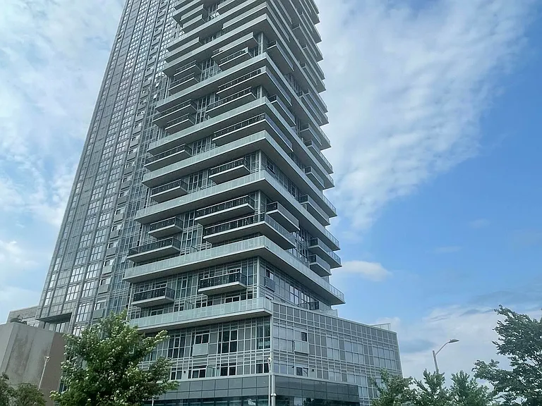 225 Village Green Sq #2803 — Photo 1