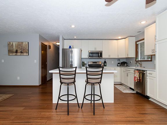 5th image of 3033 Ann Dr