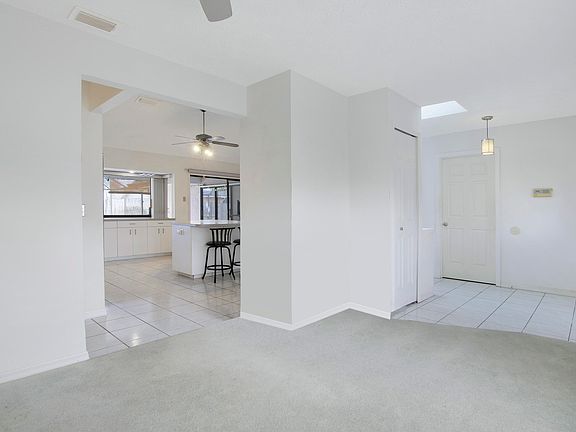 3rd image of 1811 SE Camden St