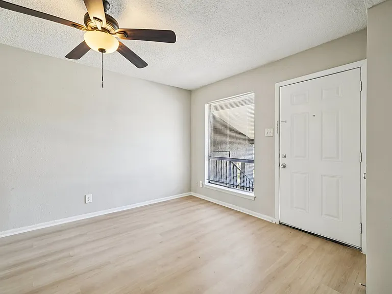 Step into comfort and modern living at The Riley Apartments. Enjoy spacious interiors with stylish finishes, ample natural light, and convenient access to local amenities. Schedule a tour today to see your new home!
