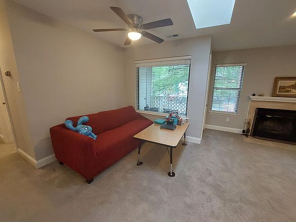 5th image of 1506 Diamond Dr