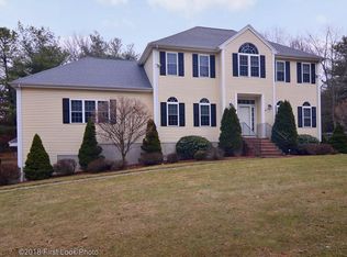 1 Standish Ave, Foxboro, MA 02035