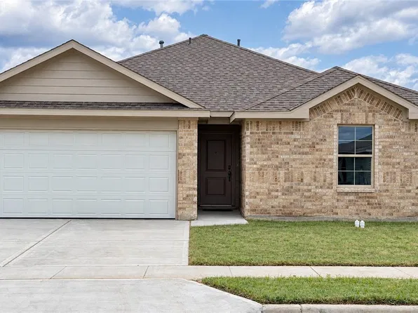 9541 Swedish Oak Dr, Corpus Christi, TX 78410