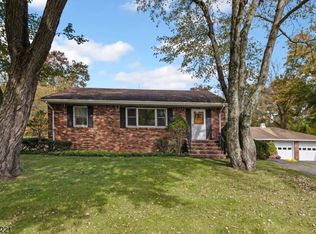 4 Corwin St, Kenvil, NJ 07847