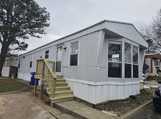 213 Pine Tree Manor Dr, Moscow Mills, MO 63362