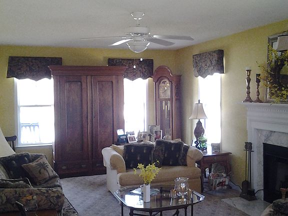 5th image of 305 Black Forest Dr