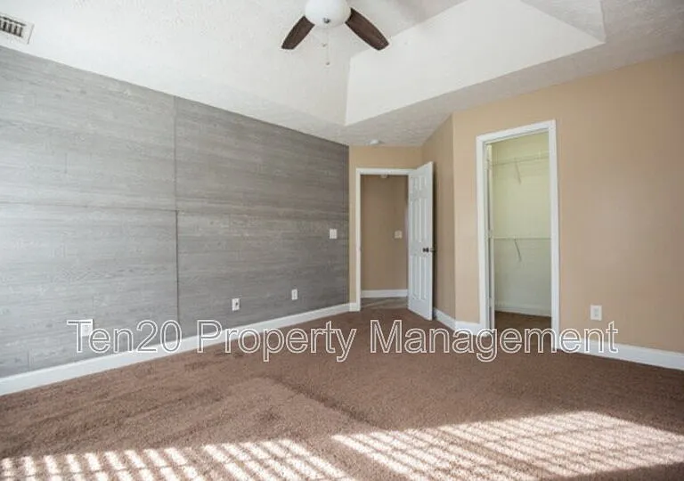 11036 Lee Road 240 — Photo 11