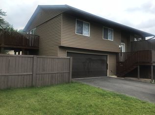 18202 Charlemagne Ave, Hazel Crest, IL 60429