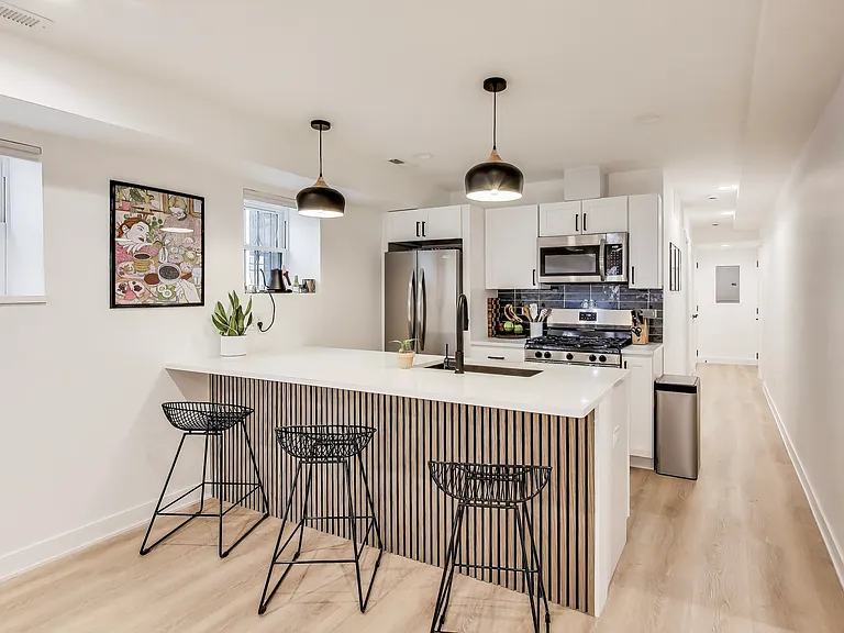 2619 N Kimball Ave #G — Photo 2