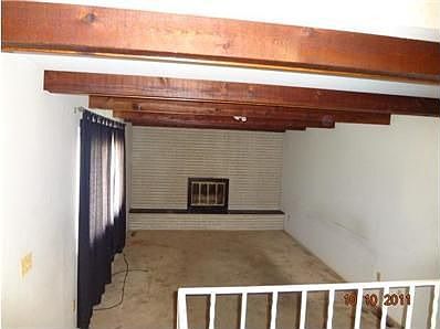 4th image of 2919 Lakeview Ave