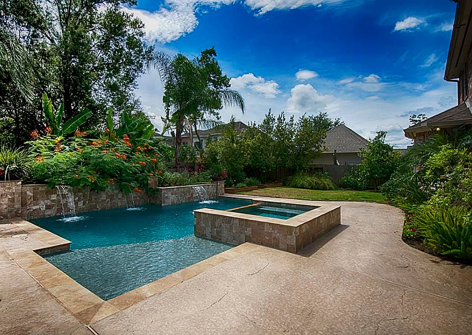 1st image of 3321 Sussex Way