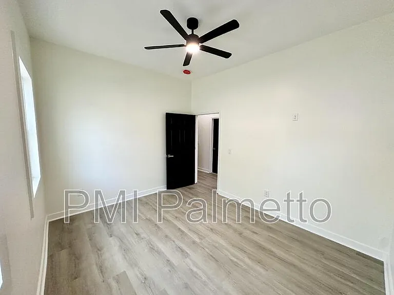 1121 Zeigler St #A — Photo 22