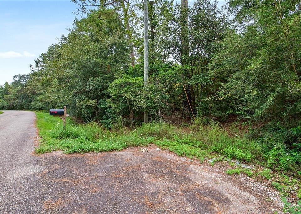 2nd image of 56160 Redmill Dr