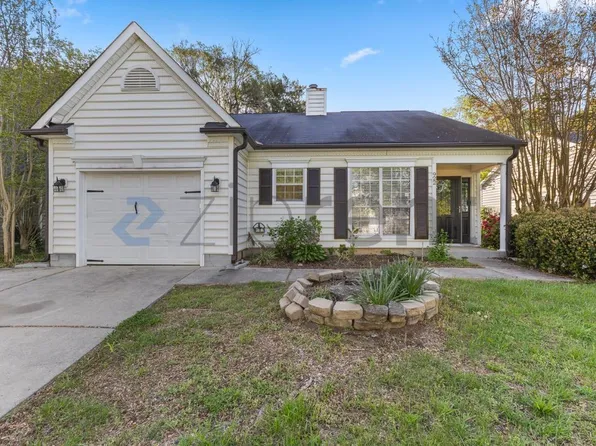 922 Treasure Pl SW, Concord, NC 28025