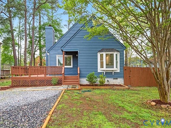 2nd image of 3016 S Ridge Rd