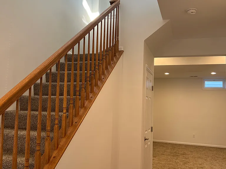 2347 Abington Dr — Photo 16