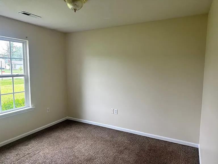2215 Cotton Dr — Photo 11