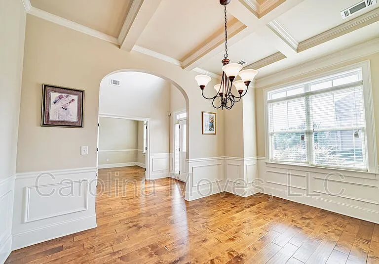200 Sunnybrook Ln — Photo 9