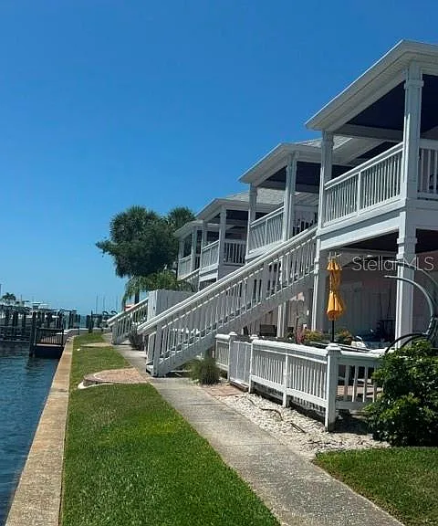 5156 Beach Dr SE #C — Photo 2