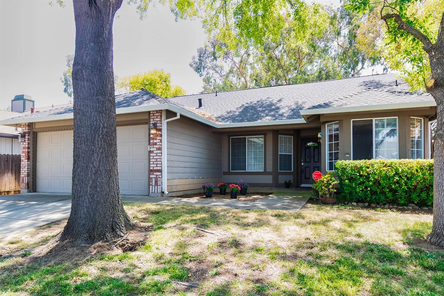 5817 Laguna Quail Way photo 1