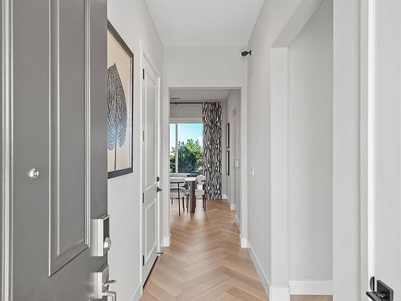 Bungalows Residence 1 - Entry