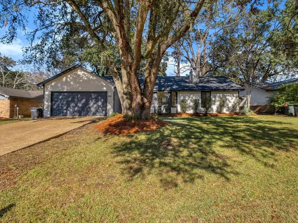 2612 Brentshire Dr, Tallahassee, FL 32303
