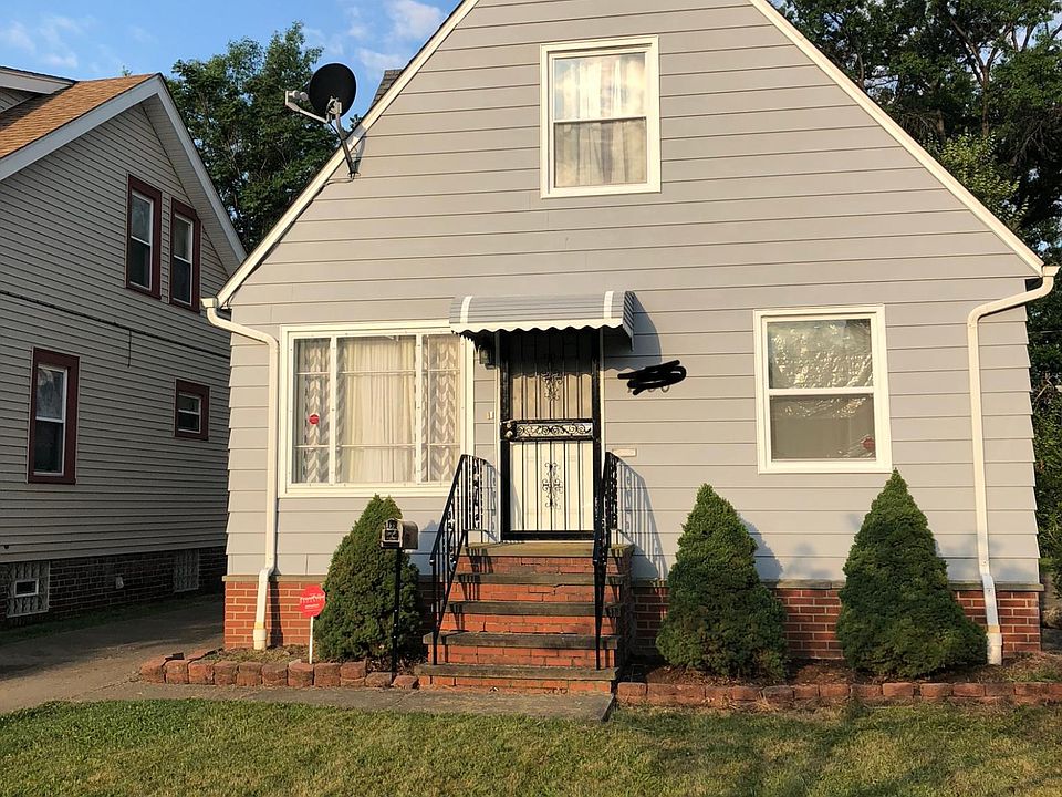 1st image of 1530 E 172nd St