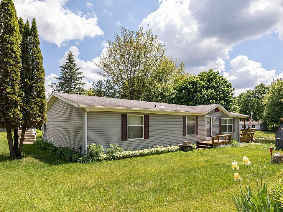 1st image of 5211 Birch Island Dr