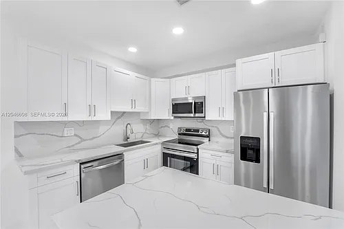 2802 SW 128th Way #B Photo 1 2802 SW 128th Way #B Photo 1